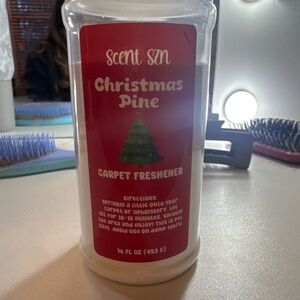 Christmas Pine Carpet Freshener - Red